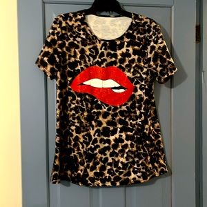 Leopard print t shirt